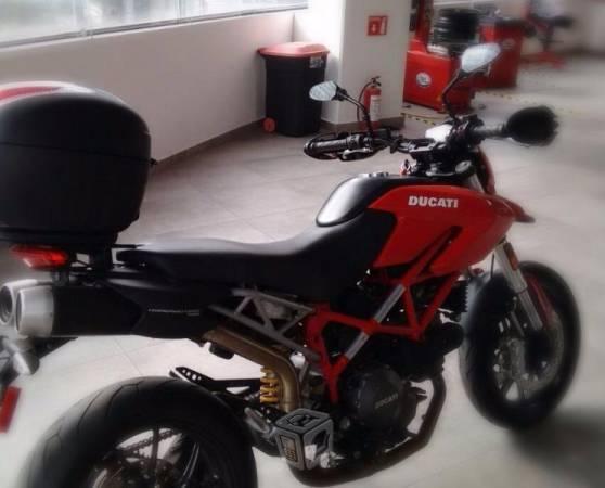 Ducati Hypermotard -11
