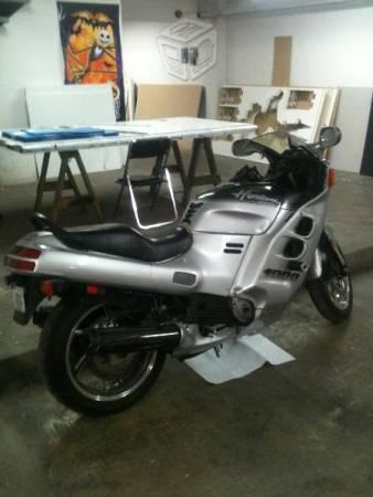 Moto CBR 1000 -98