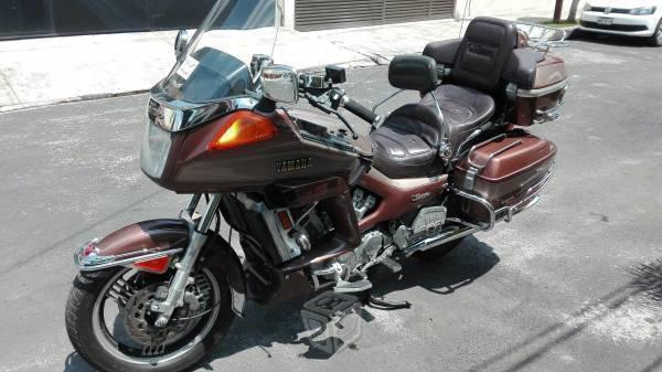 Yamaha royal venture touring 1300 -96