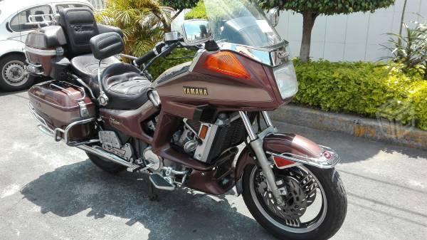 Yamaha royal venture touring 1300 -96