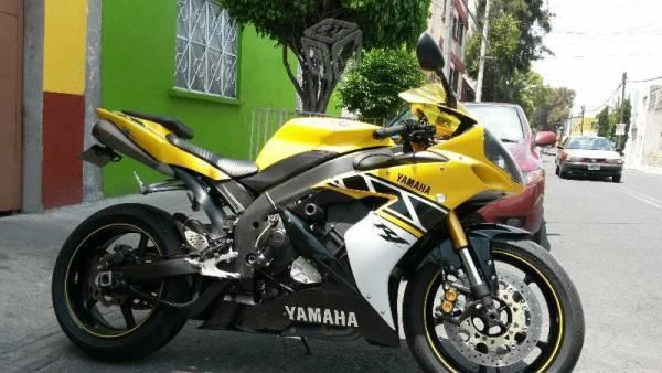 bonita yamaha r1 barata seminueva -05