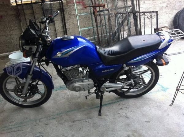 Suzuki EN 125 2A -12