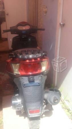 Vendo motoneta -12