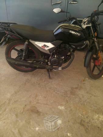 Seminueva moto 150 vento -16