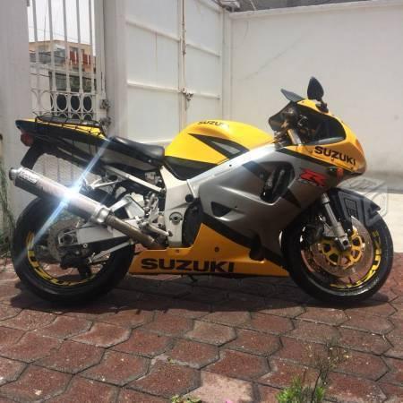 V/C Suzuki 760cc impecable -02