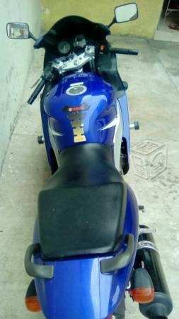 Yamaha thundercat 600 -04