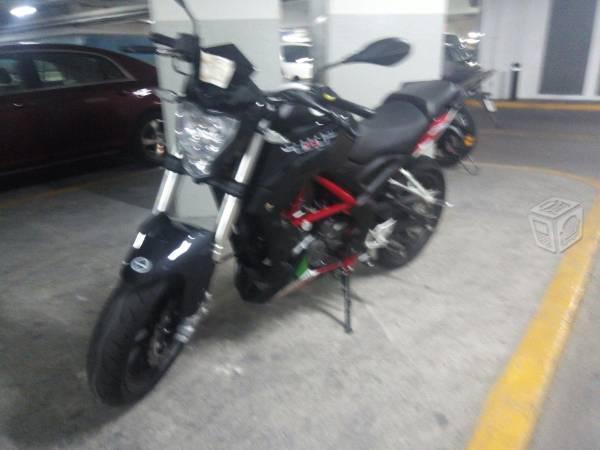 Benelli tnt 250 cc nueva -16