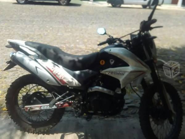 Exelente moto veloci 200cc -15