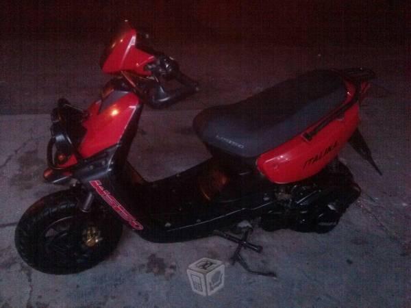 Moto italika 150 -13