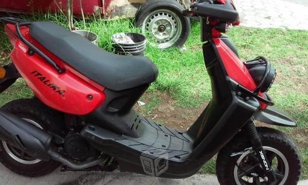 Motoneta italika 150cc -14