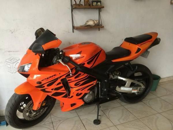 Cbr 600 rr -06