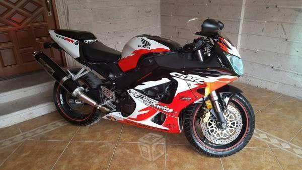 Vendo honda cbr 929rr erion racing -01