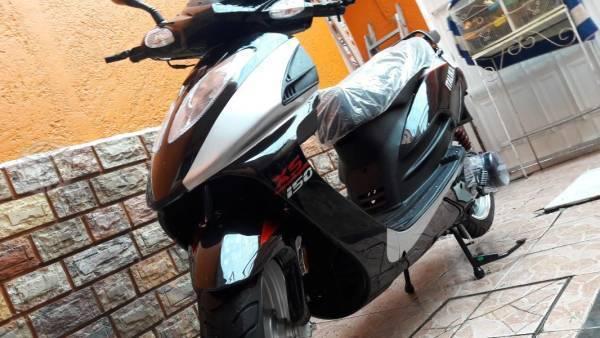 Moto italika xs150 Motoneta 100% nueva 0km -16