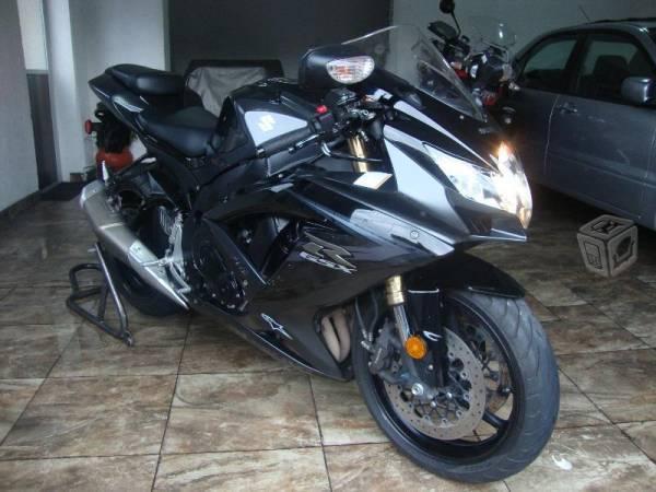 Suzuki gsxr 600 nacional 9,000 kms -10