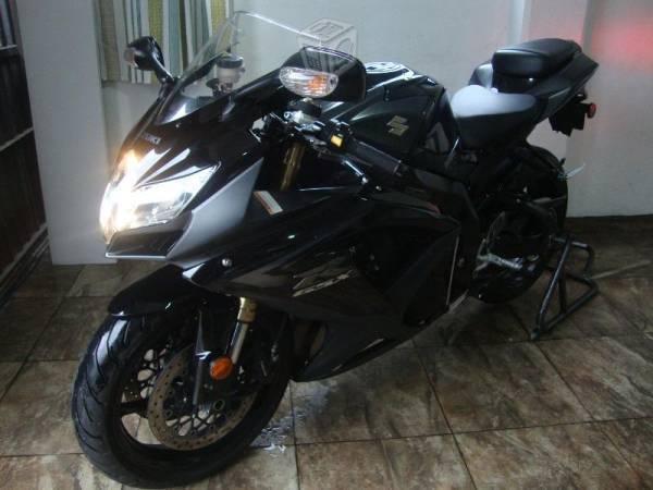 Suzuki gsxr 600 nacional 9,000 kms -10