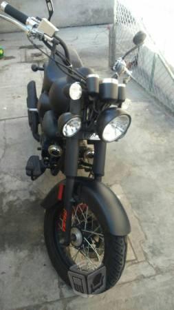 Busco: Motocicleta ITALIKA TC 200