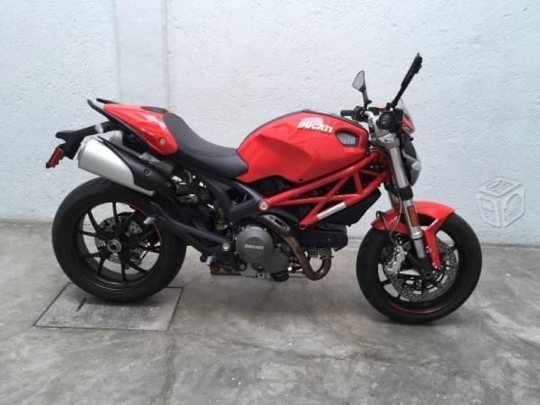 Ducati monster -11