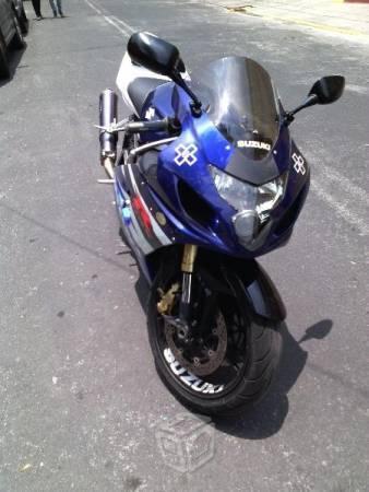 Suzuki gsx-r 600cc -04