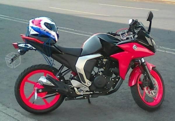 Motocicleta Yamaha Fazer 2.0 -16