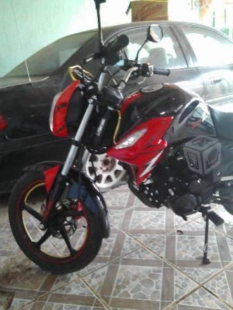 Vendo moto italika -16