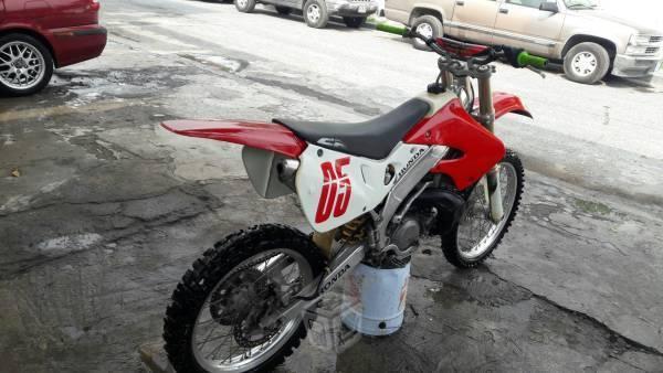 Honda cr250r 2 tiempos -99