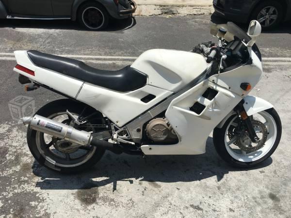 Honda Modelo: Vfr1200f -86