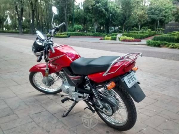 Bonita moto 125 -15