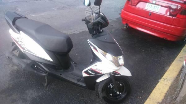 Vendo yamaha ray z