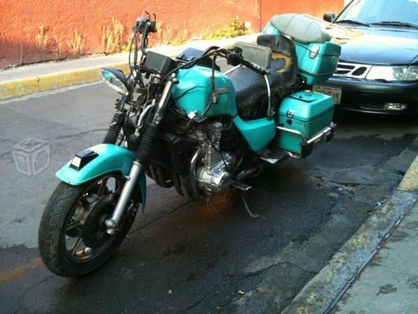 Moto Kawasaki Voyager 1300cc -84
