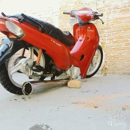 moto Honda 100 cc semiautomatica -05