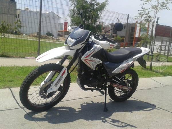 Xeverus 250 cc -15