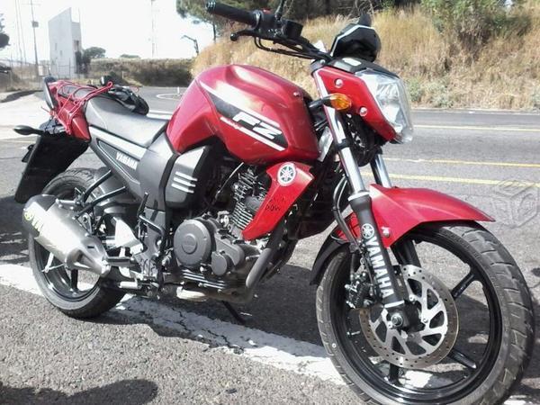 Moto fz al cien -15