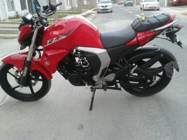 Yamaha fz 2.0 como nueba -16