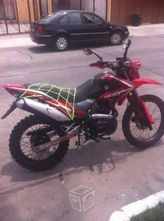 Moto veloci 200 CC Acepto cambios