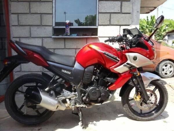 Moto Yamaha fazer cambio -13