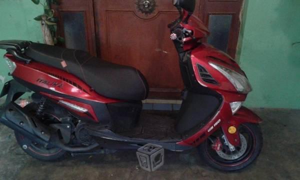 Motoneta gs150 -15