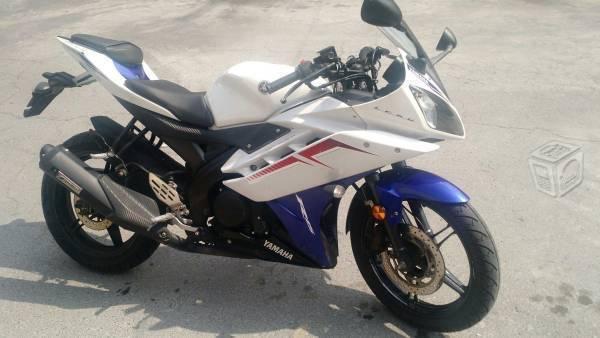 Yamaha R15 -14 excelente estado -14