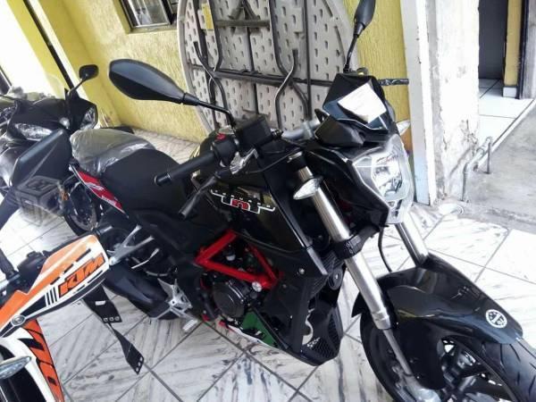 Benelli tnt 250 cc prácticamente nueva