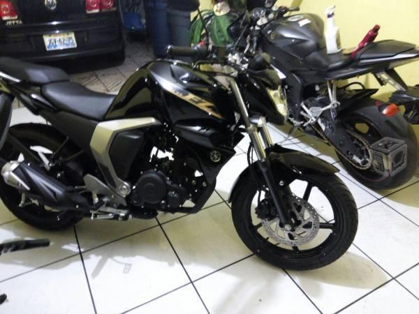 Fz 2.0 prácticamente nueva -16