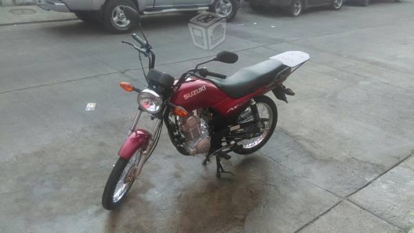 Impecable Moto Suzuki AX4 -15