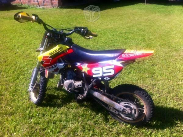 Motocross brava Suzuki -03