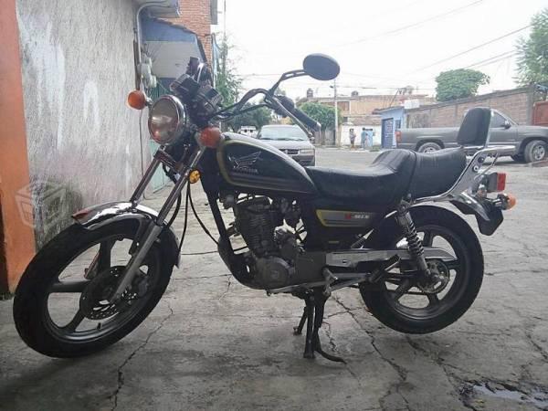 Hermosa honda v- men 125 -10