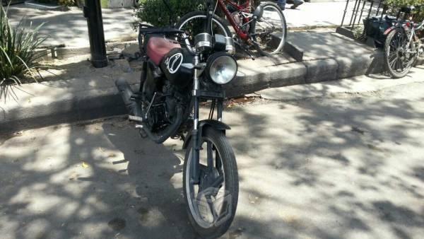 Motocicleta italika -13