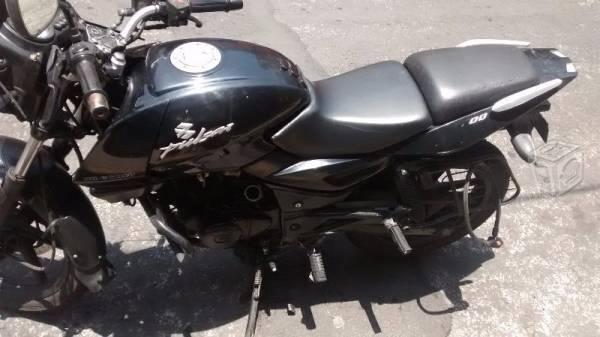 Bajaj pulsar 200- -10