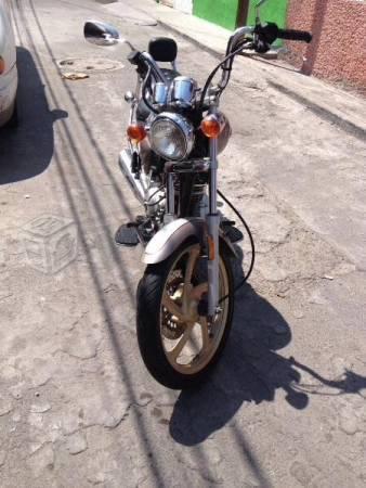 Motocicleta Yamaha 125cc -02