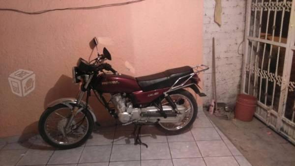 Honda 125 como nueva -14