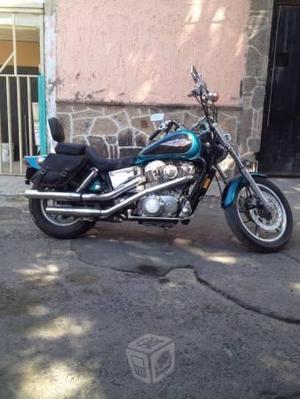 Honda shadow spirit 1100 -95