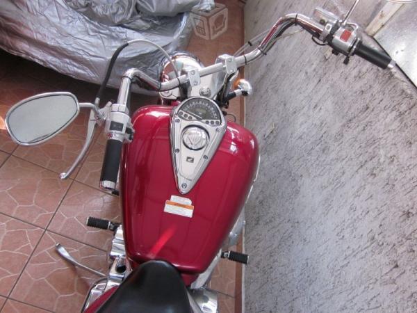 Honda vtx 1300 cc roja -04