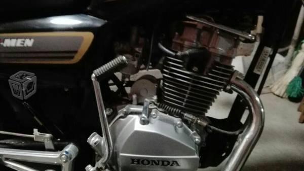 Honda Modelo: Vt -14