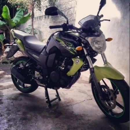 Yamaha fzs -15